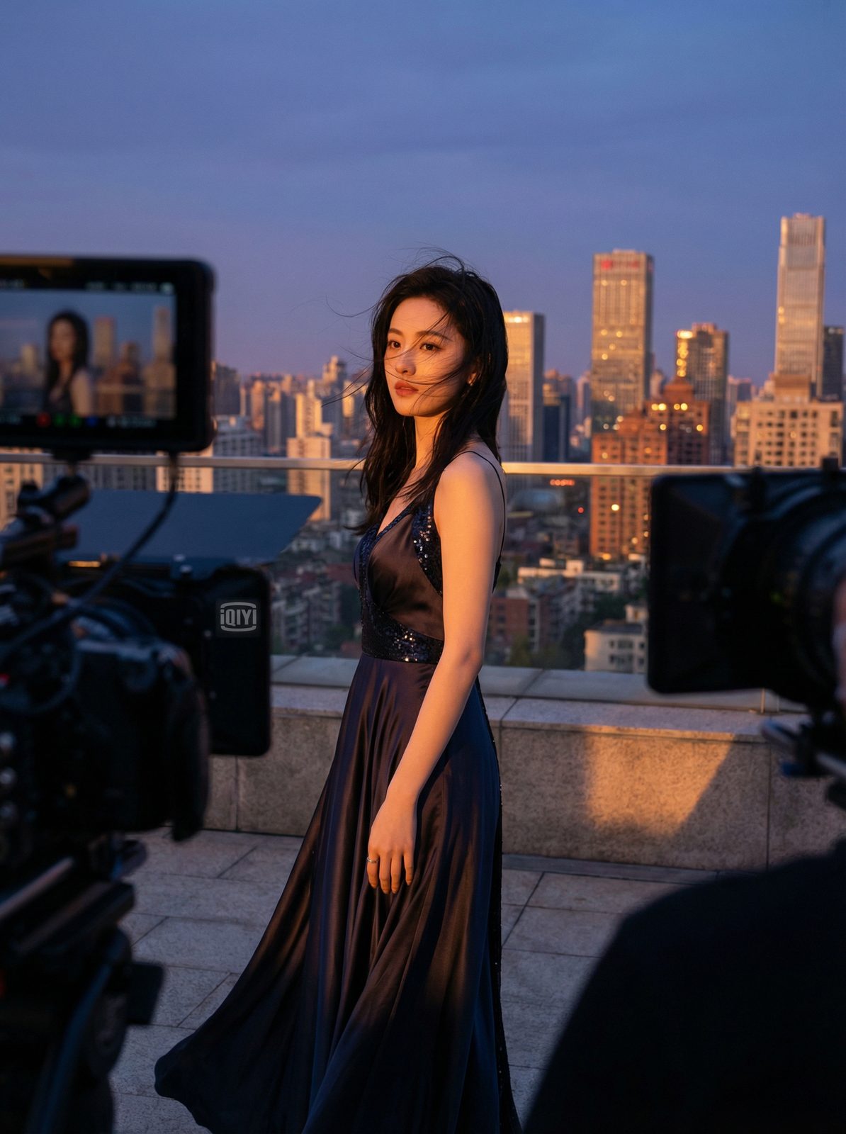 麻豆写真视频-天台黄昏时尚大片